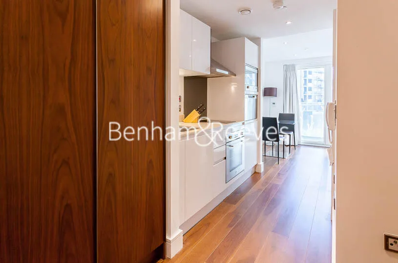 Studio flat for rent