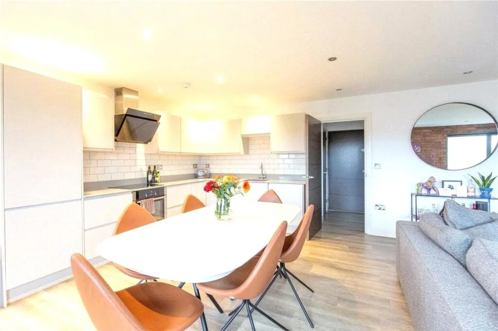 3 bedroom apartment for rent