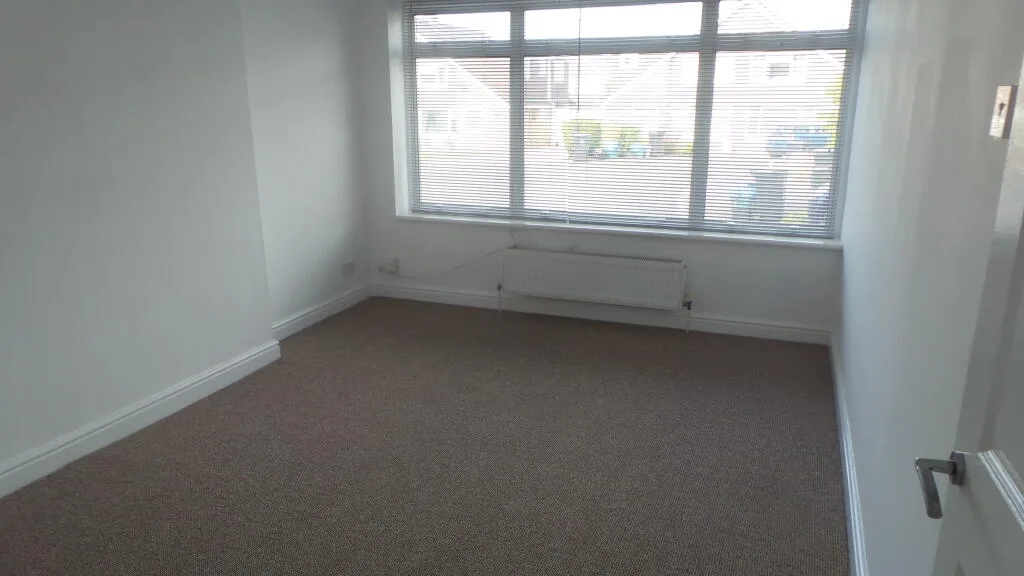 4 bedroom semi-detached house for rent