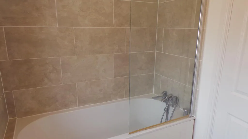 4 bedroom semi-detached house for rent