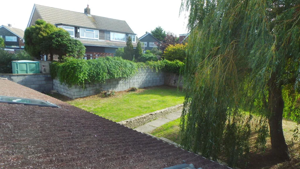 4 bedroom semi-detached house for rent