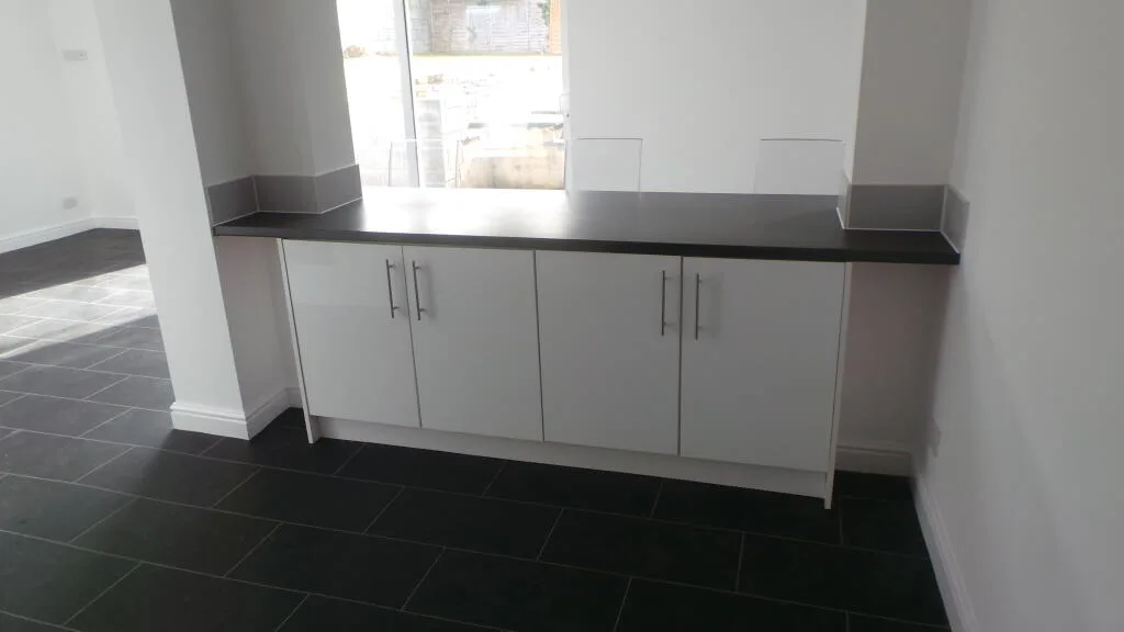 4 bedroom semi-detached house for rent