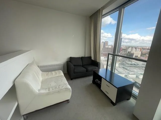 Studio flat for rent