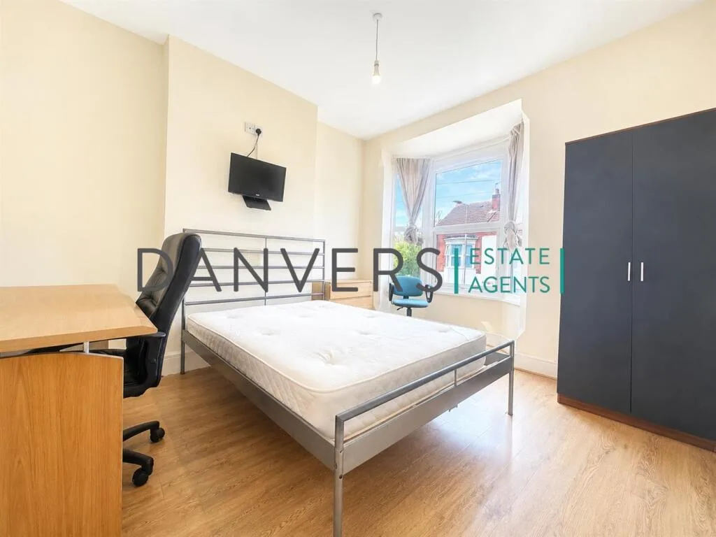 2 bedroom terraced house for rent