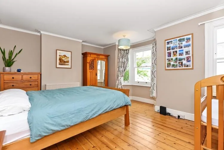 4 bedroom semi-detached house for rent