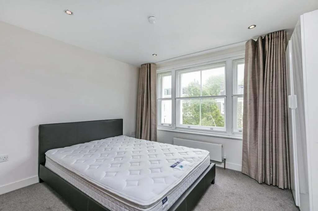 3 bedroom maisonette for rent