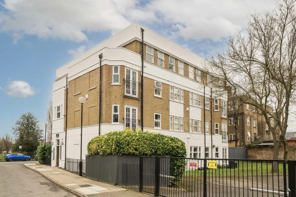 2 bedroom flat for rent