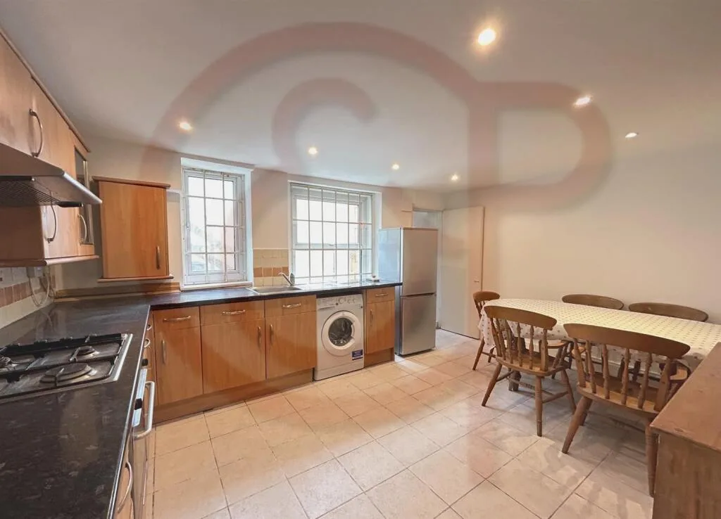 2 bedroom terraced house for rent