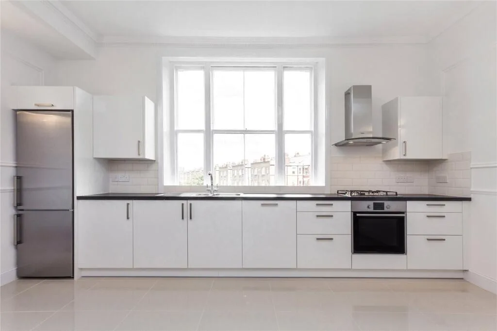 3 bedroom flat for rent