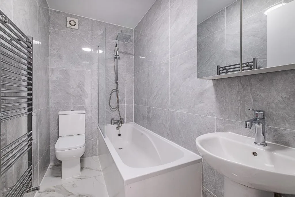 4 bedroom flat for rent