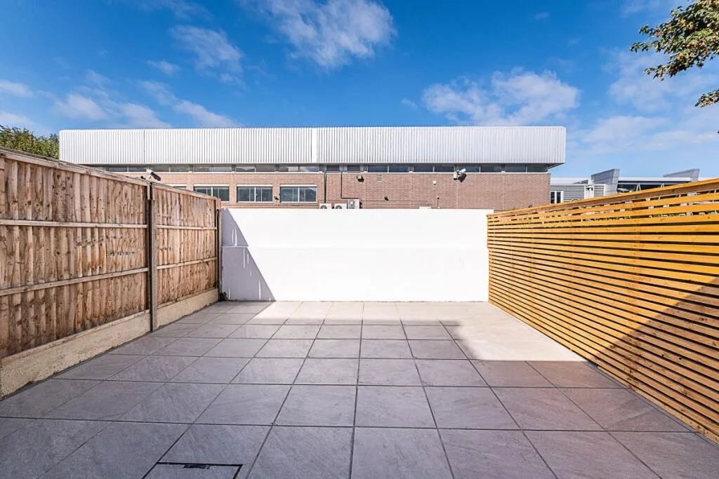 4 bedroom flat for rent