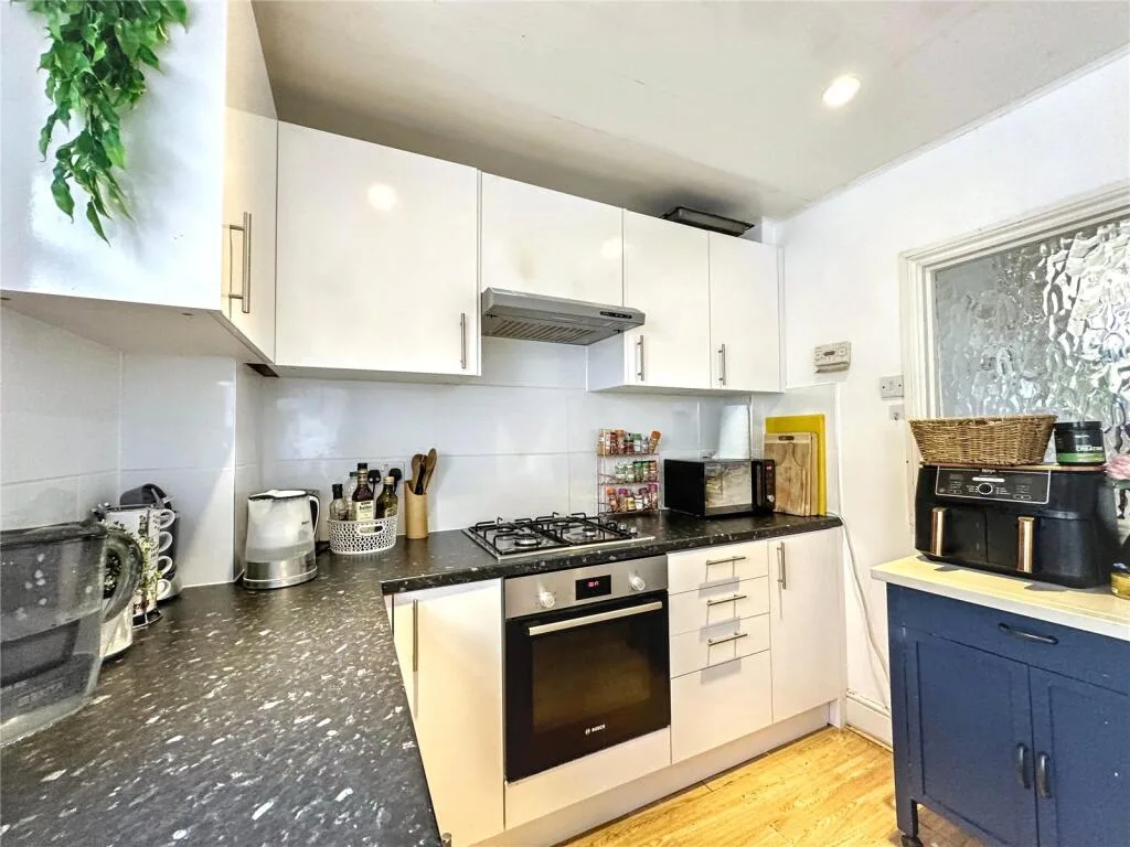 2 bedroom terraced house for rent