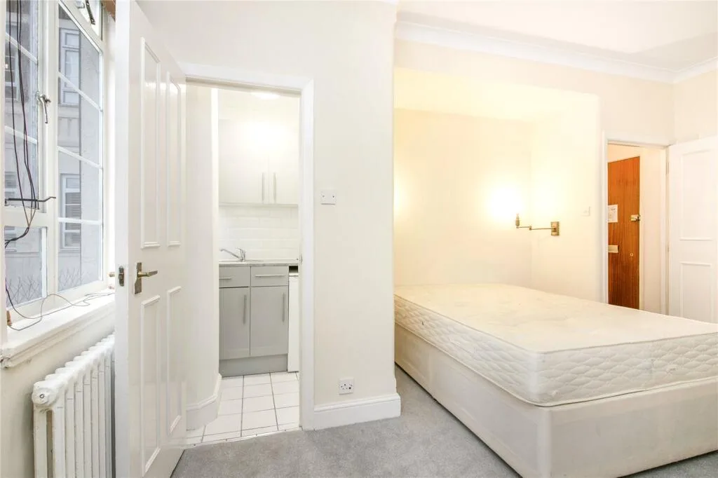 Studio apartment for rent