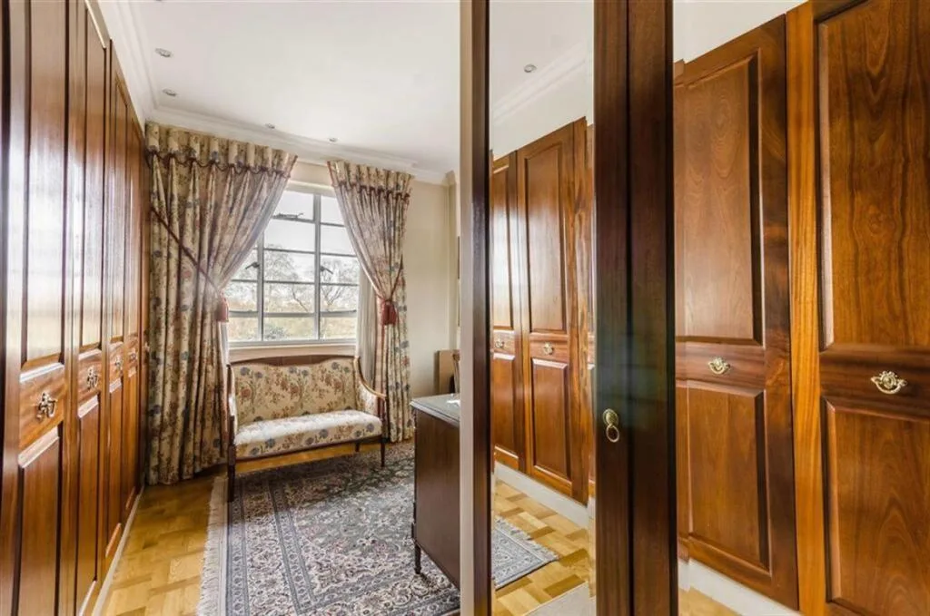 4 bedroom flat for rent