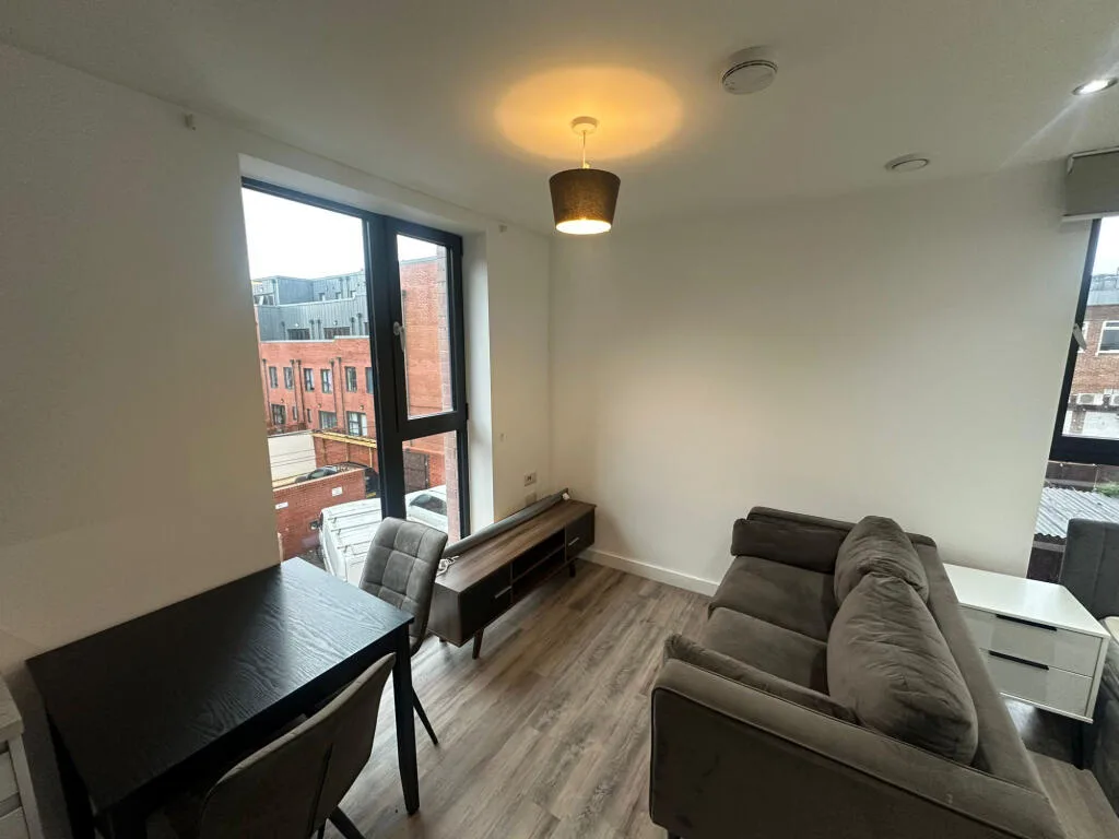 Studio flat for rent