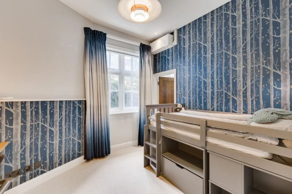 4 bedroom terraced house for rent