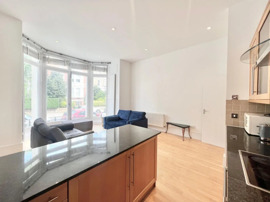 2 bedroom flat for rent