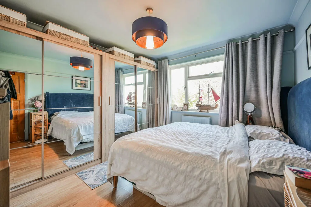 3 bedroom maisonette for rent