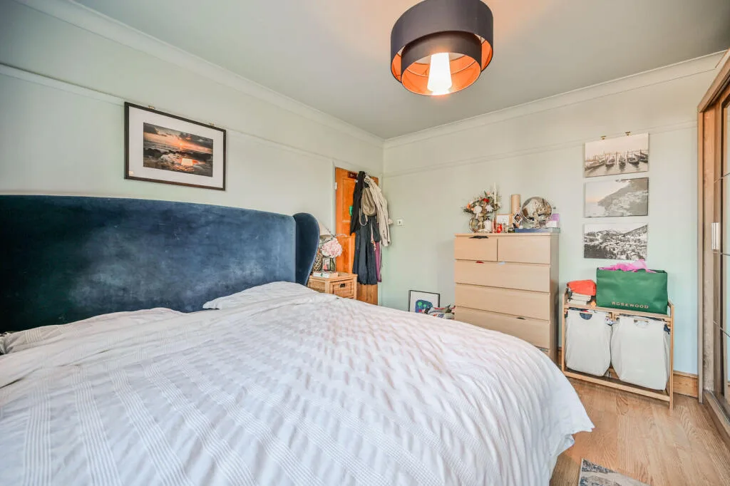3 bedroom maisonette for rent