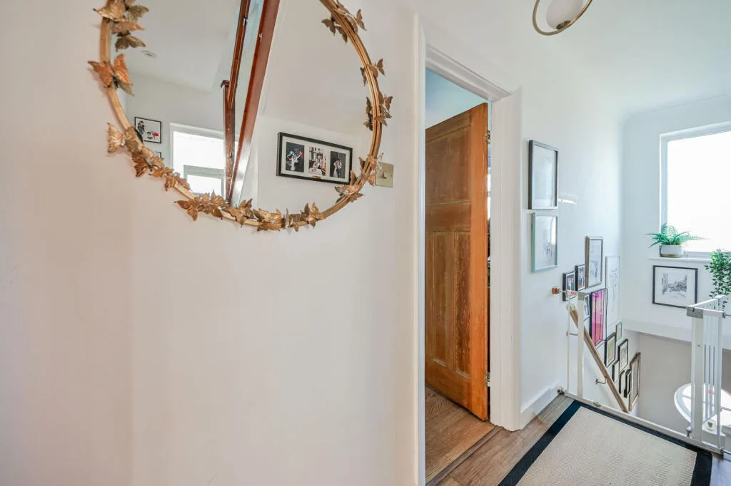 3 bedroom maisonette for rent