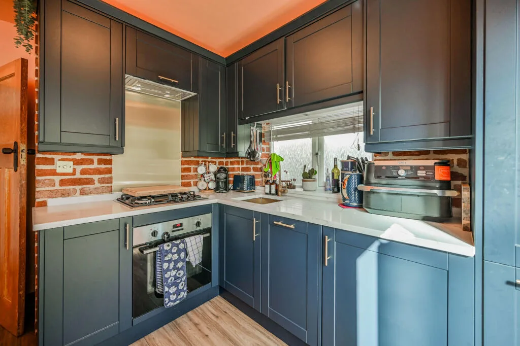3 bedroom maisonette for rent