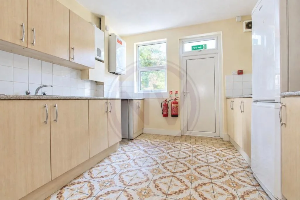 4 bedroom terraced house for rent