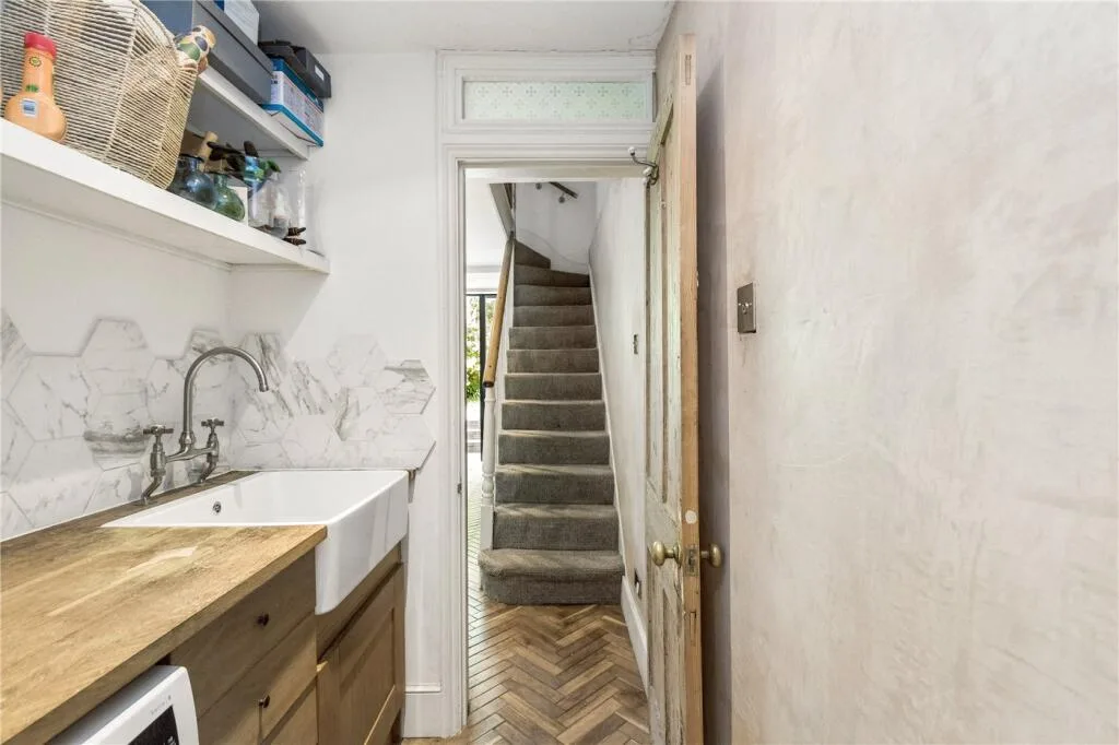 4 bedroom terraced house for rent