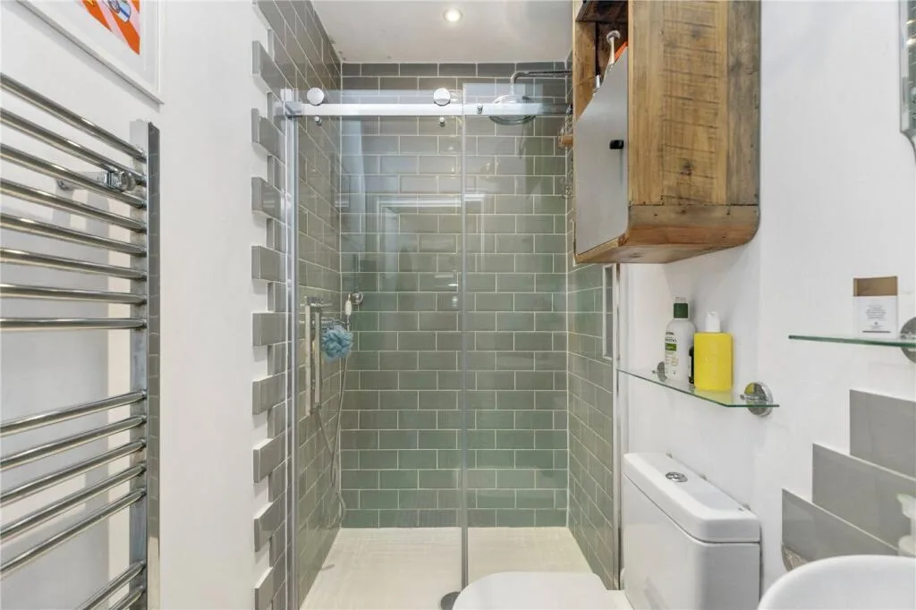 4 bedroom terraced house for rent