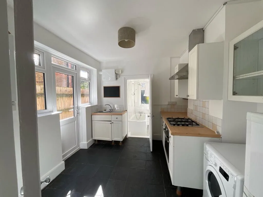 1 bedroom ground floor flat for rent