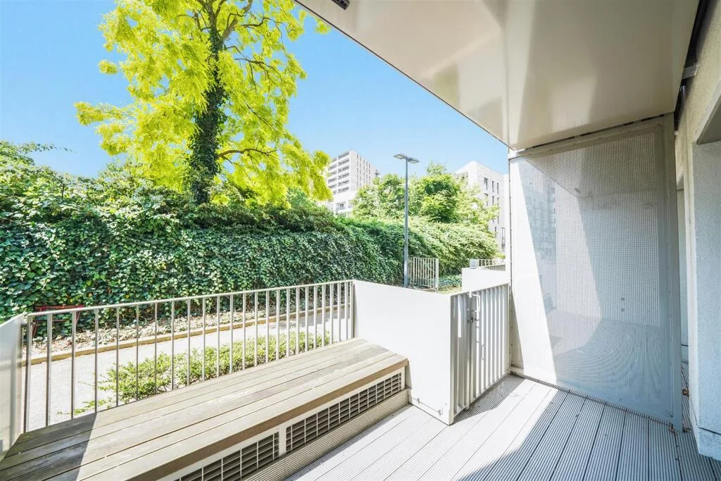 2 bedroom house for rent