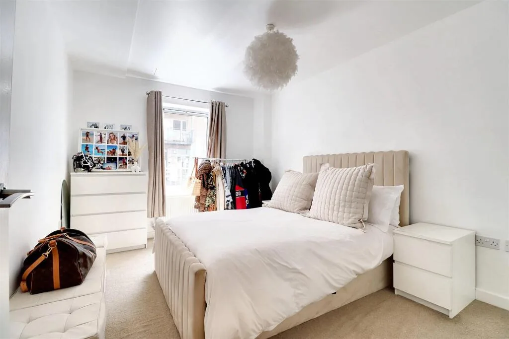 1 bedroom house for rent