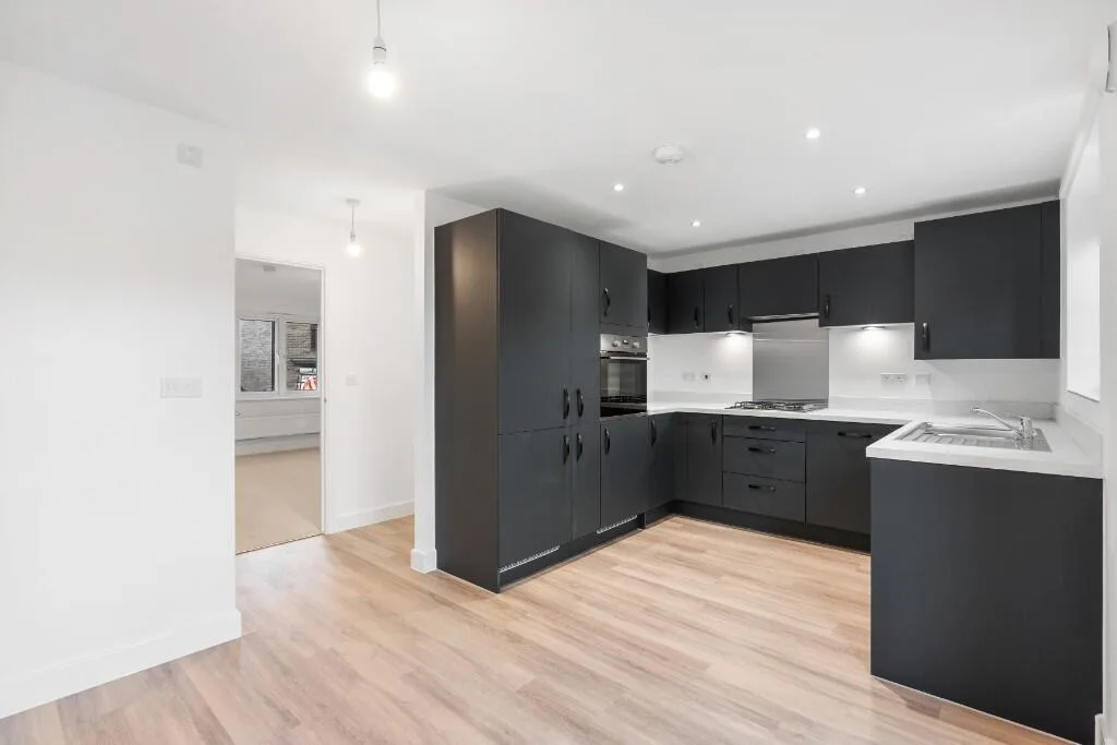 3 bedroom semi-detached house for rent