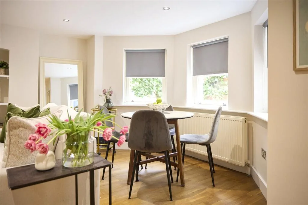 1 bedroom maisonette for rent