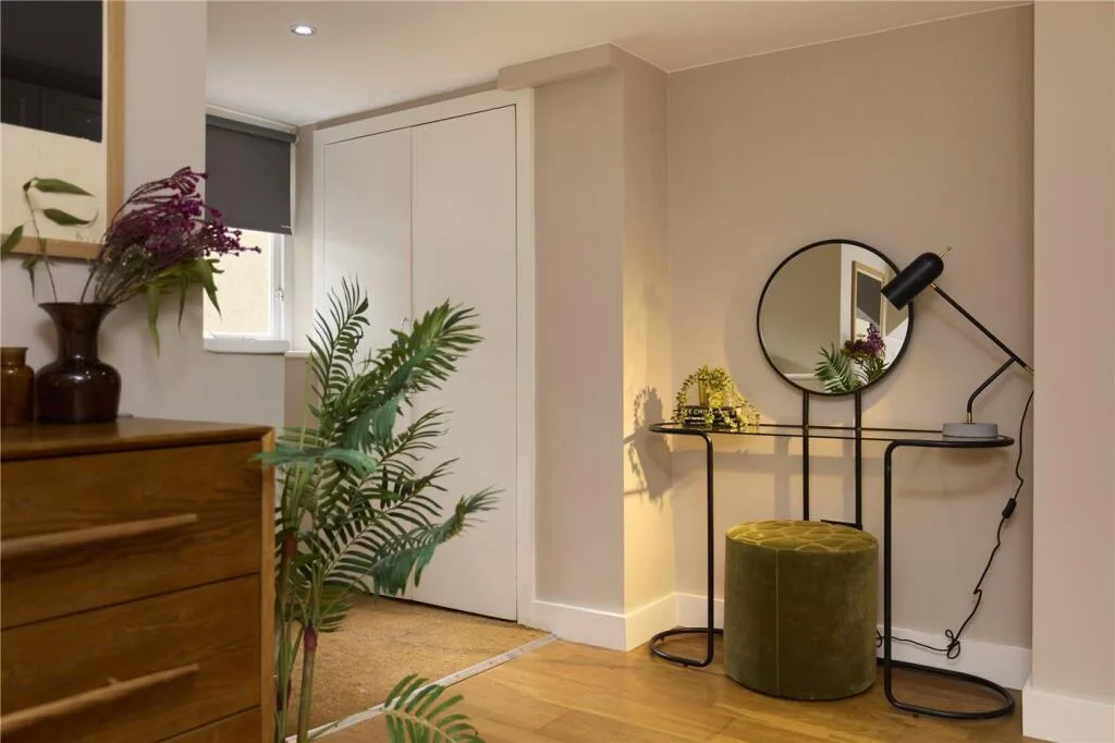 1 bedroom maisonette for rent