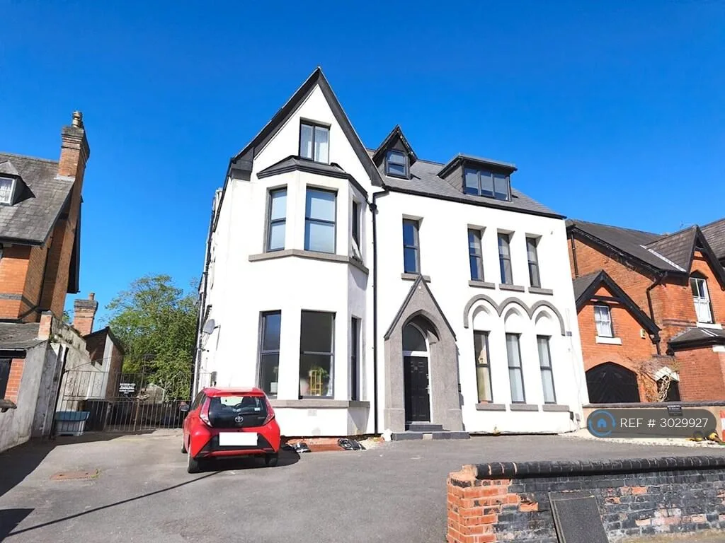 Studio flat for rent