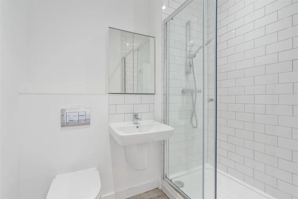4 bedroom town house for rent