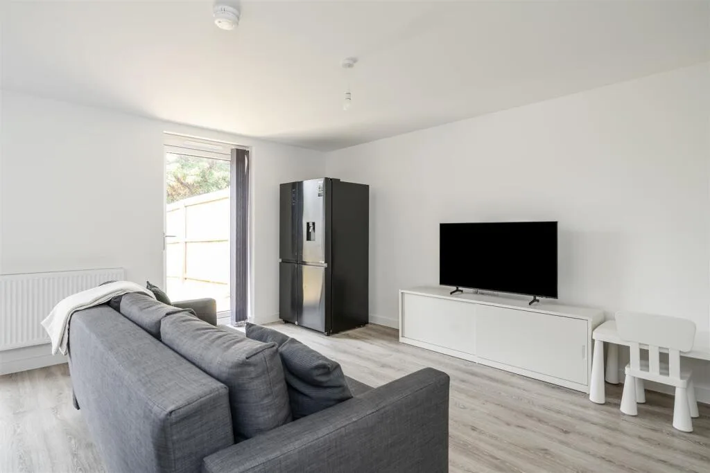 4 bedroom town house for rent
