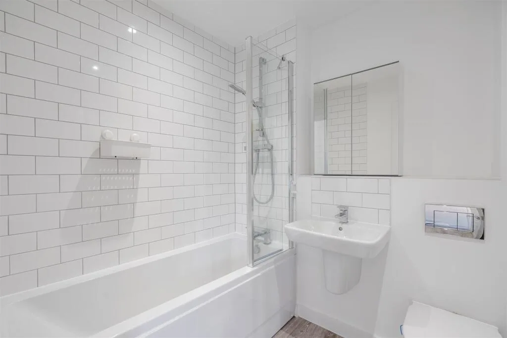 4 bedroom town house for rent