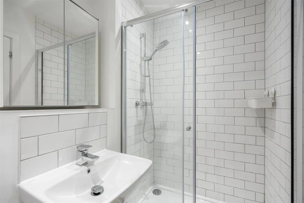 4 bedroom town house for rent