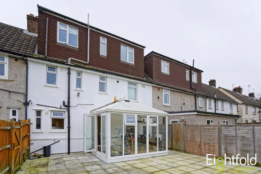 7 bedroom terraced house for rent