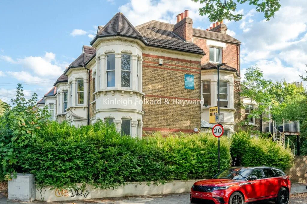 2 bedroom terraced house for rent