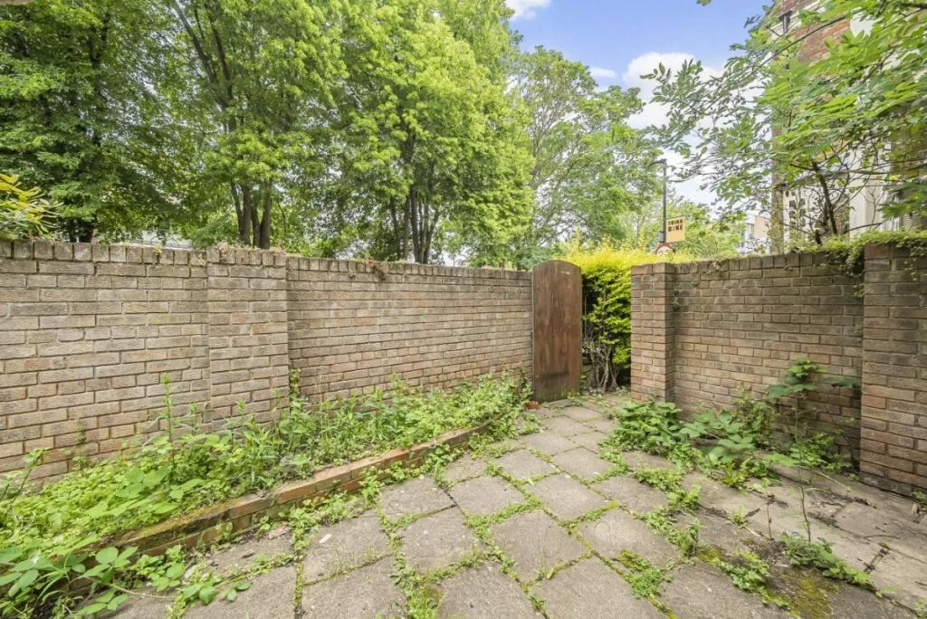 2 bedroom terraced house for rent