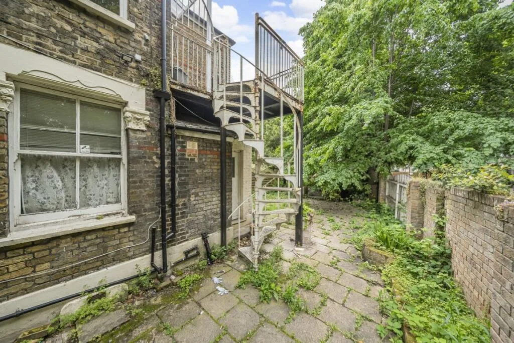 2 bedroom terraced house for rent