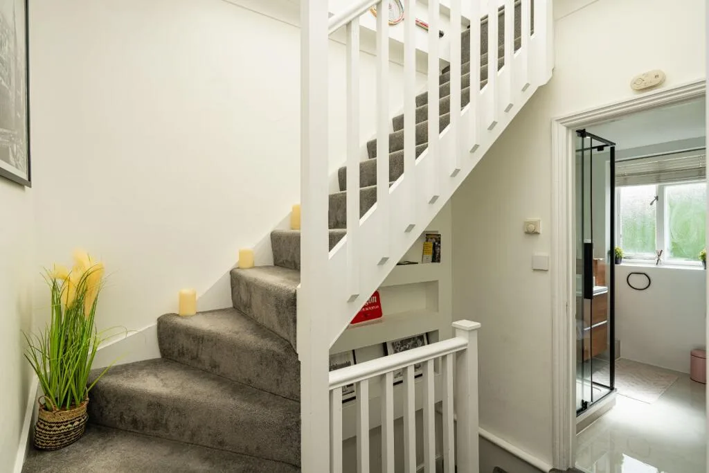 1 bedroom maisonette for rent
