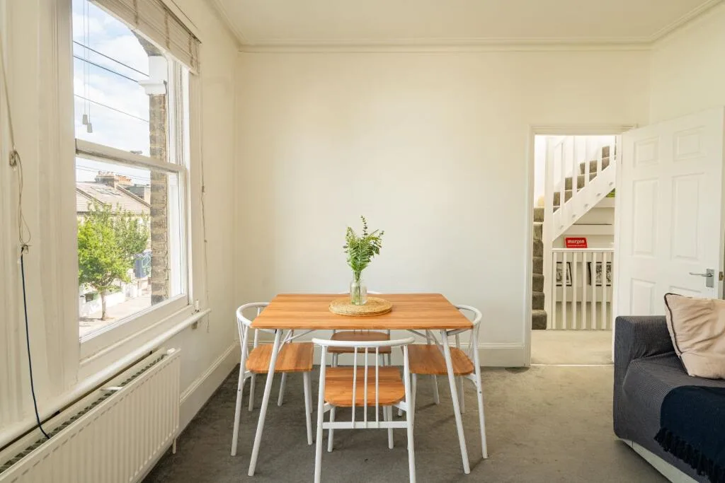 1 bedroom maisonette for rent
