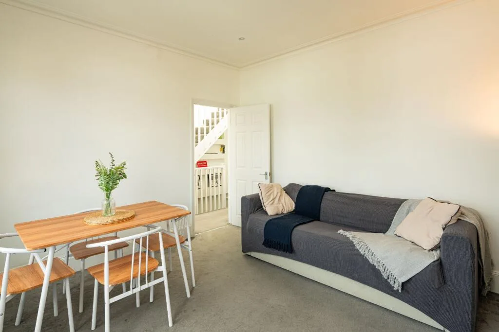 1 bedroom maisonette for rent