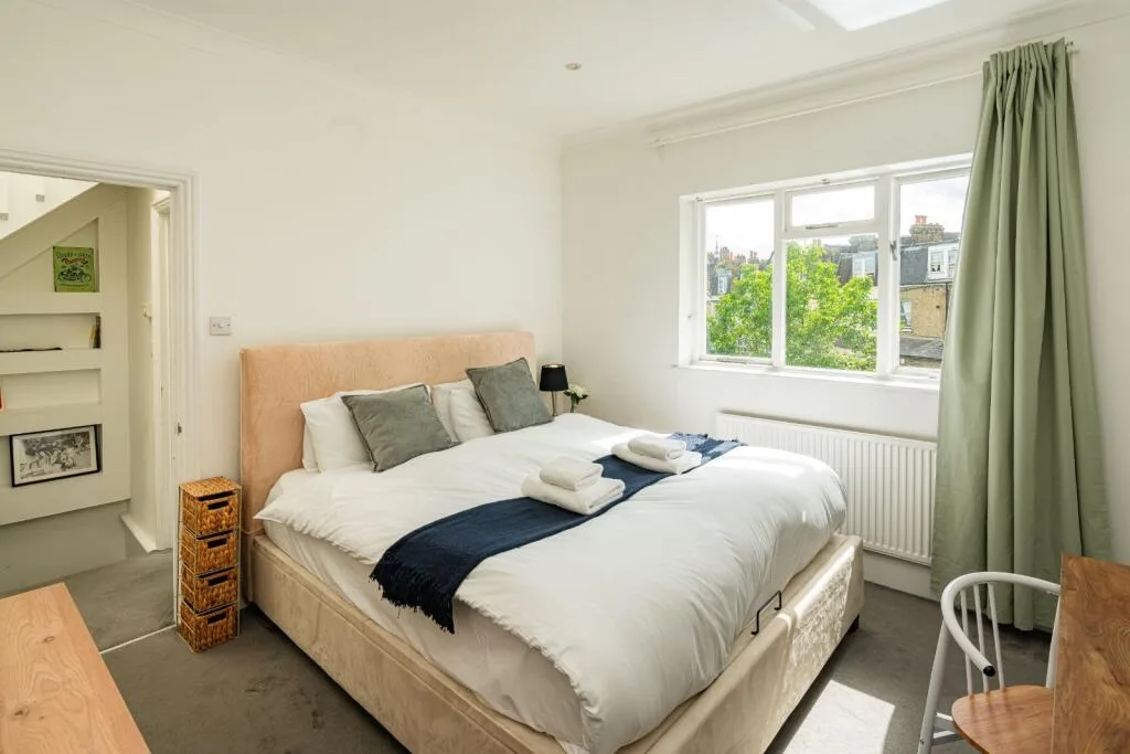 1 bedroom maisonette for rent