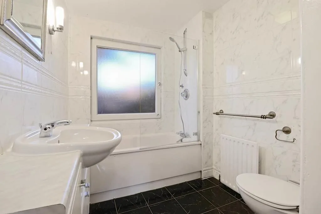 3 bedroom town house for rent