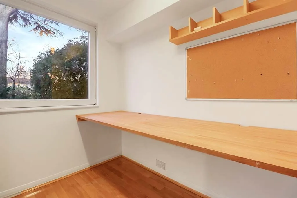 3 bedroom town house for rent