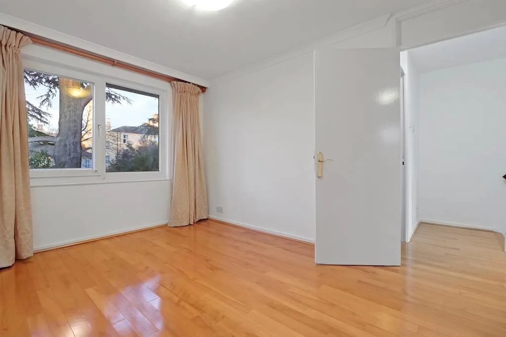 3 bedroom town house for rent